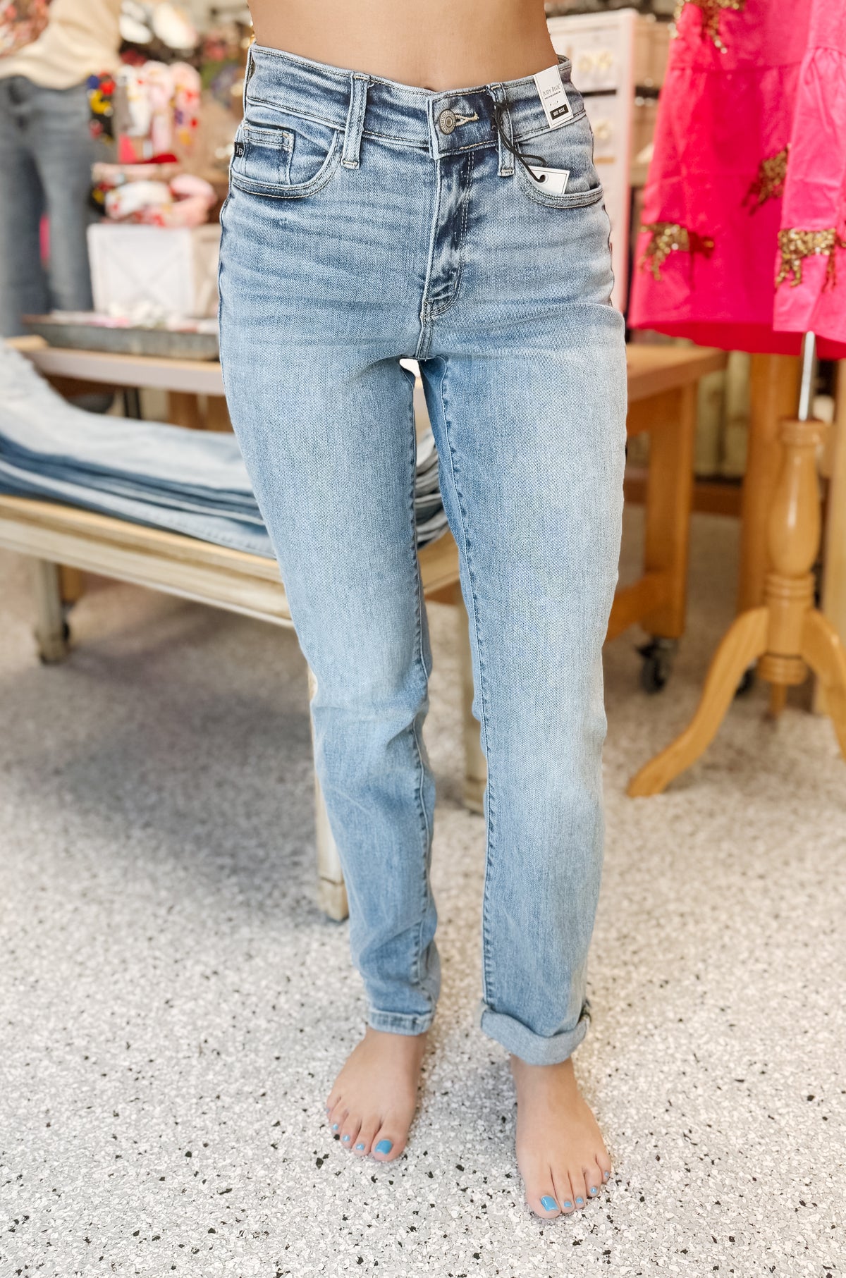 Hannah Mid-Rise Bleach Washed Boyfriend Jeans